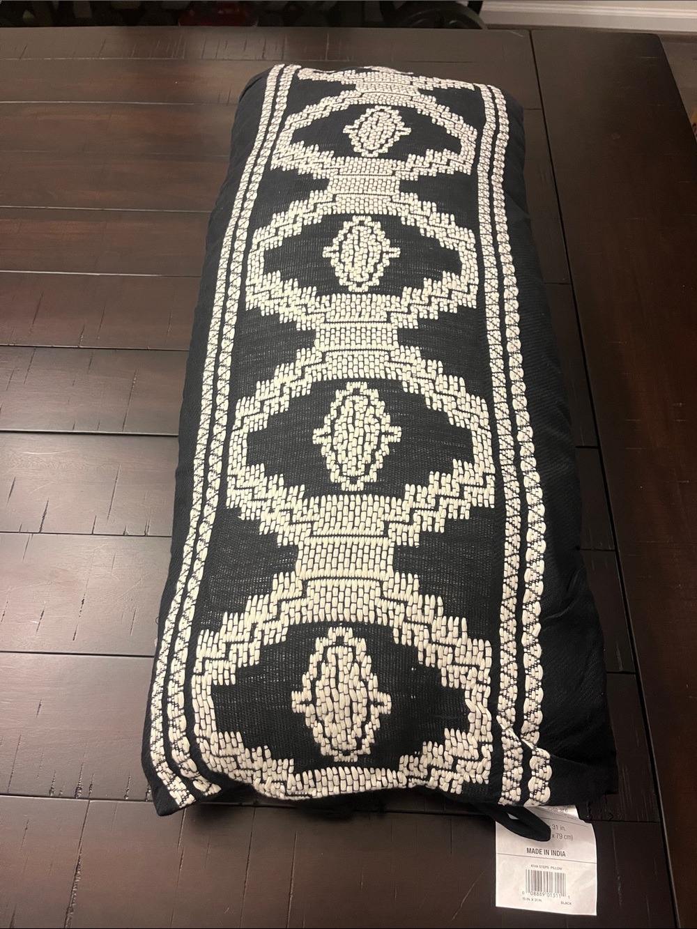 Pendleton Kiva Steps Decor Hug Throw Pillow 14”x30” black new Southwestern